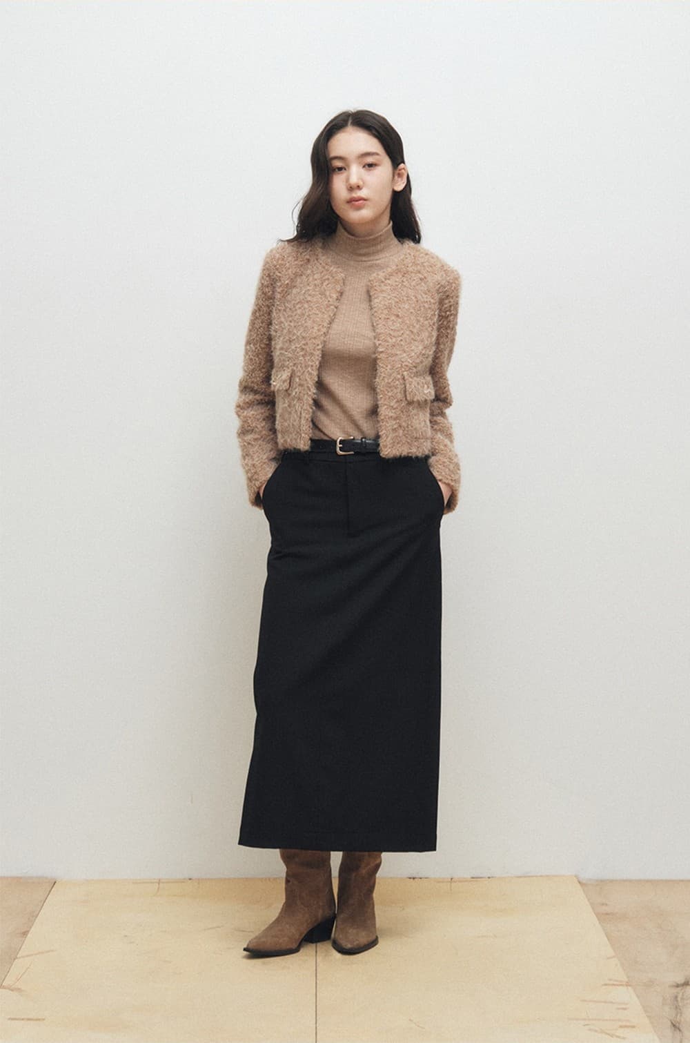 Soft Bouclé Cropped Cardigan (Brown) — vue 8