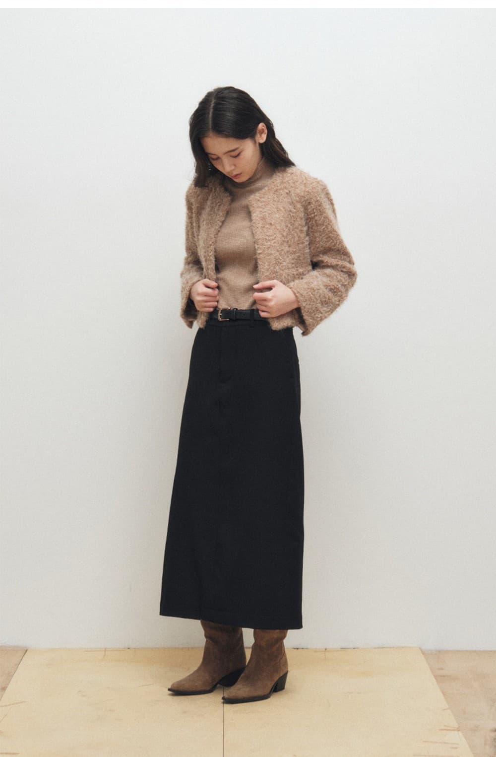 Soft Bouclé Cropped Cardigan (Brown) — vue 9