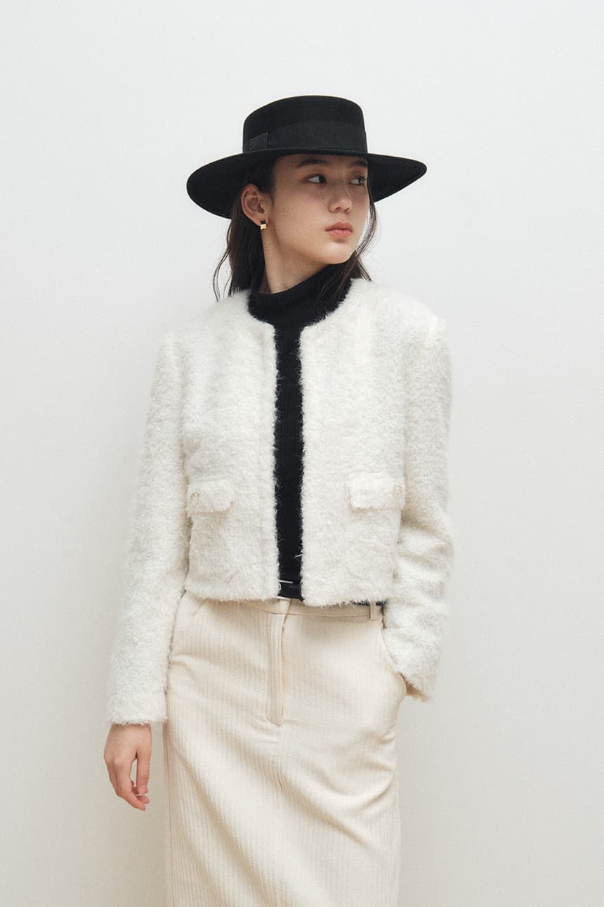 Soft Bouclé Cropped Cardigan (Ivory) — vue 1