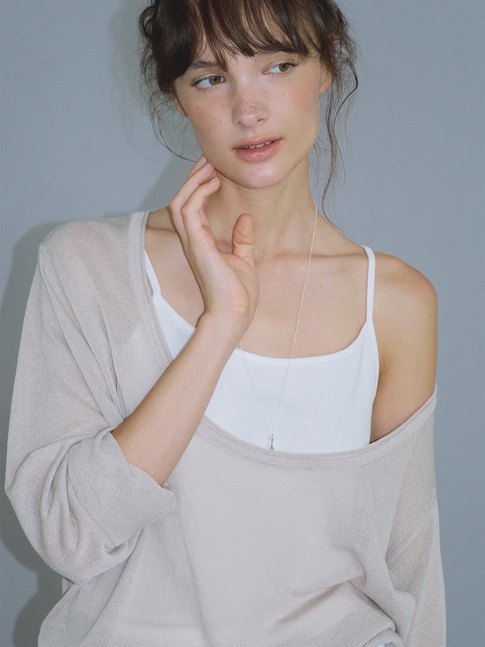 deep u-neck knit (mint grey) orc 6066 — vue 4