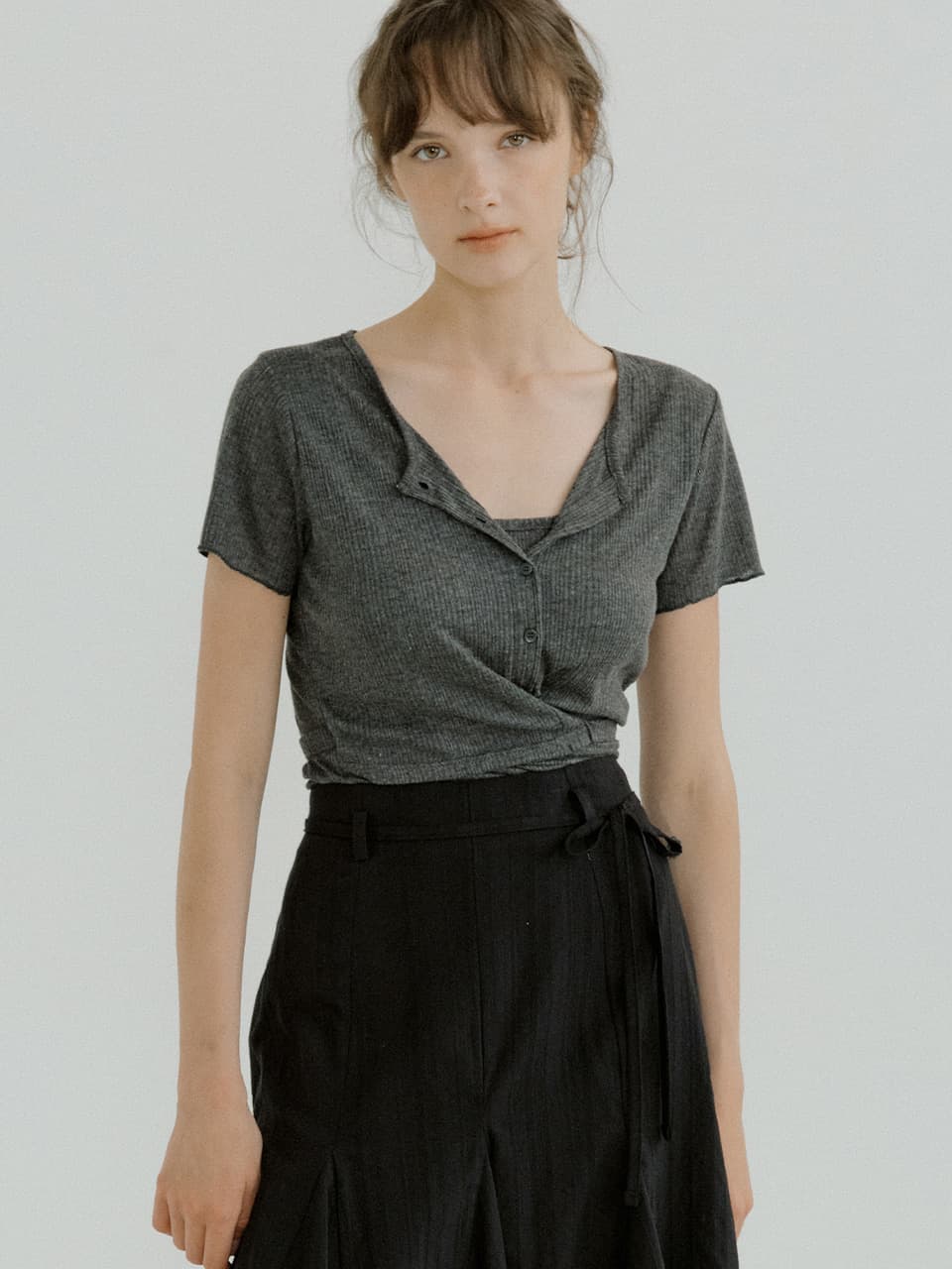 layered wrap detail T-shirt (charcoal) orc 6071 — vue 1