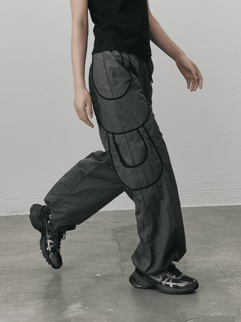 Binding out-pocket track pants - Dark gray