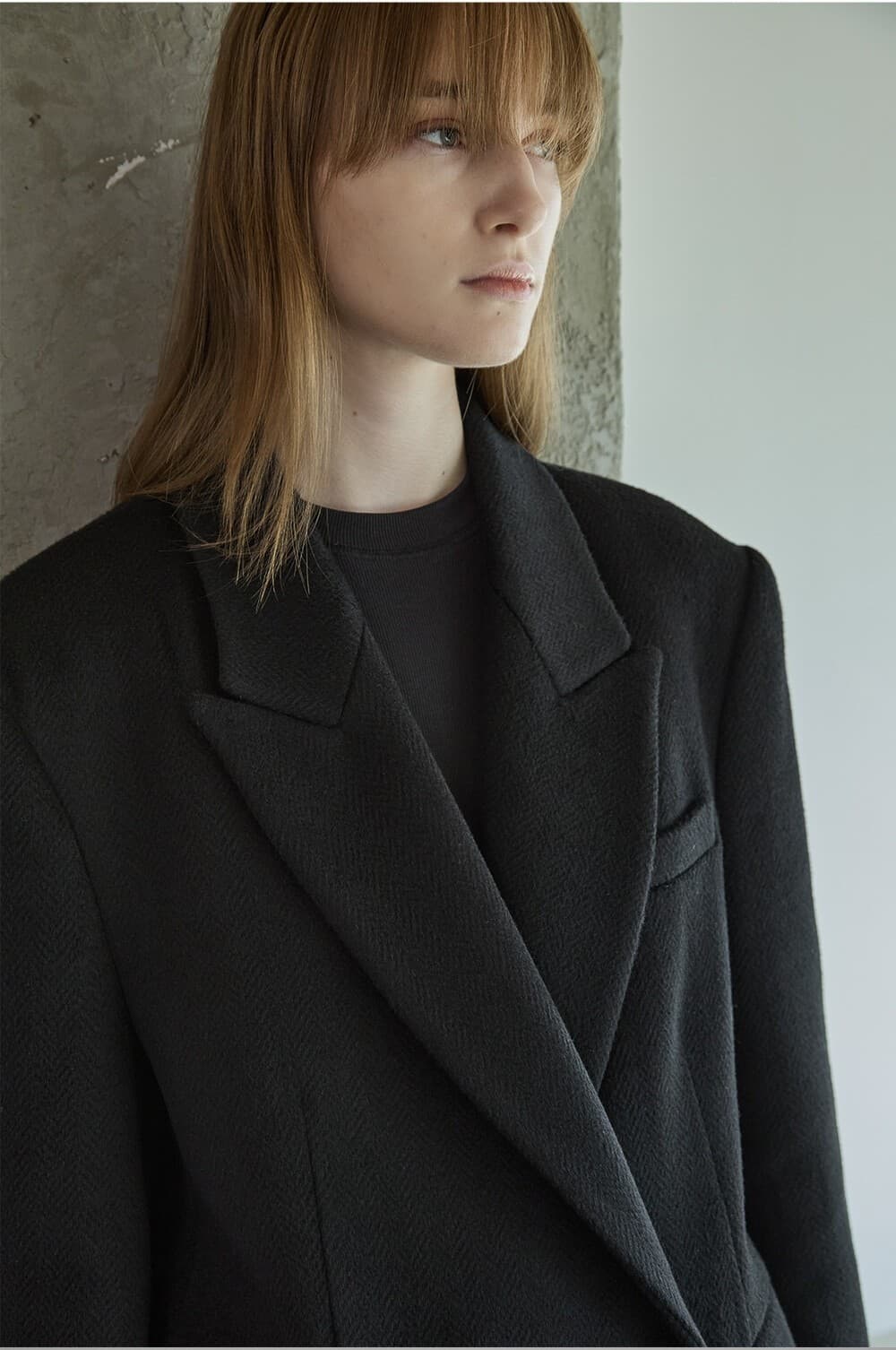 Silk blended herringbone overfit coat - Black — vue 6