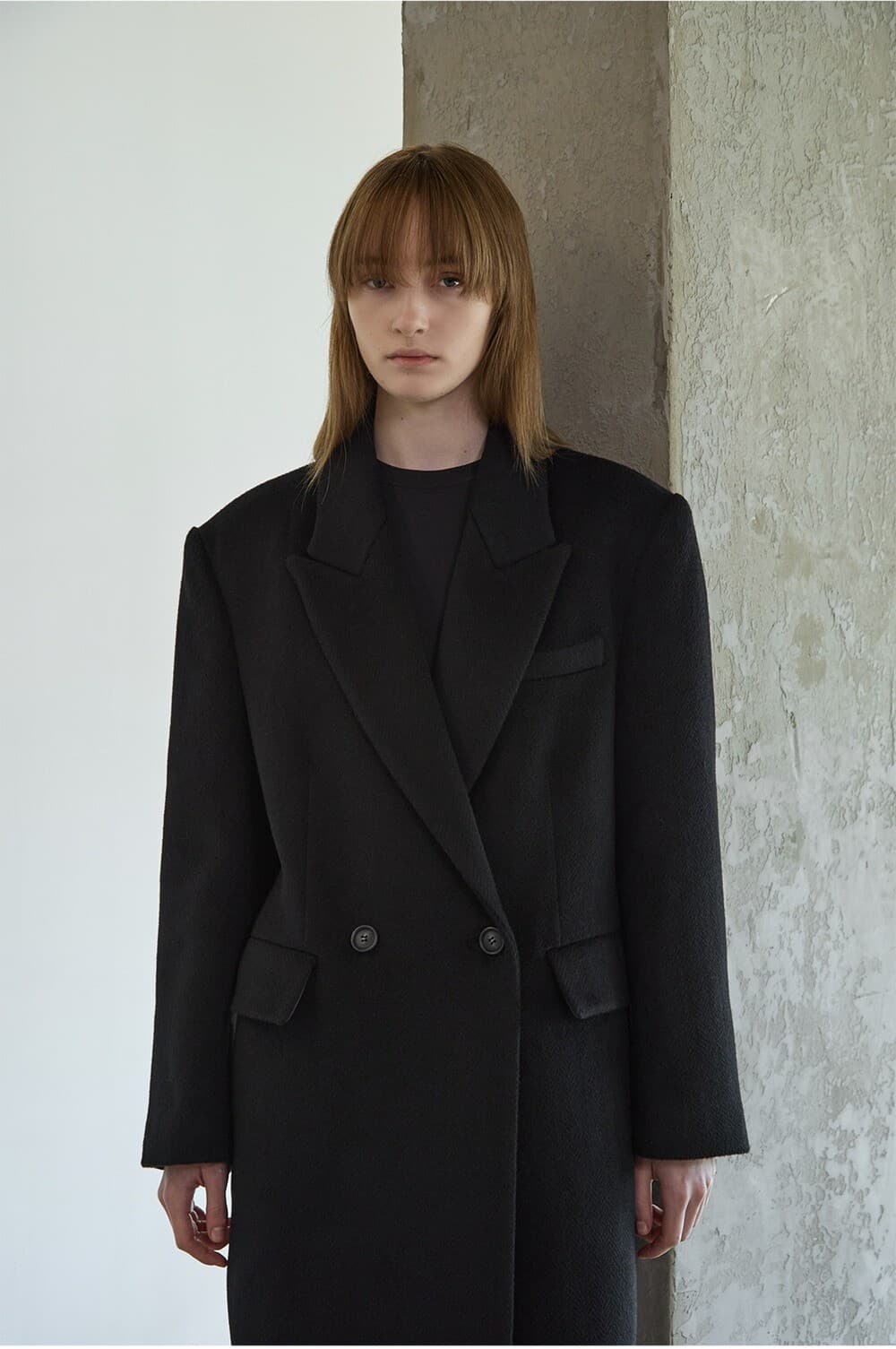 Silk blended herringbone overfit coat - Black — vue 8