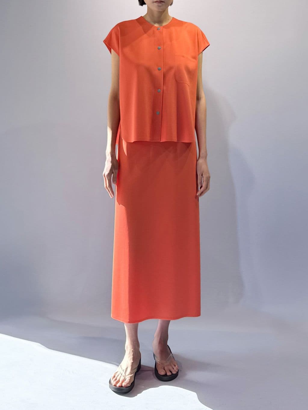 Open Long Skirt (Orange) — vue 3