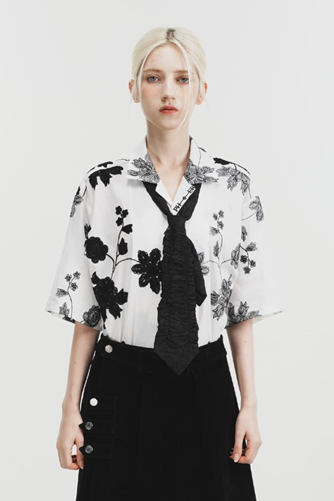Unbalance Flower Half Shirt — vue 1