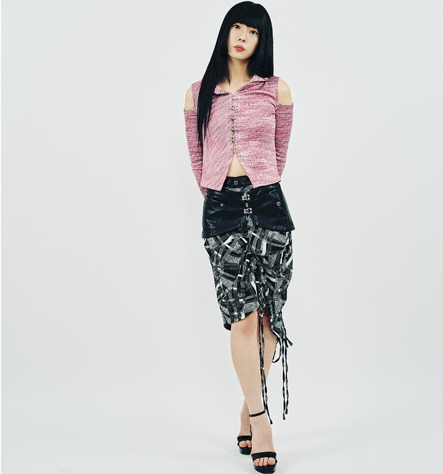 Unbalance Cardigan — vue 3