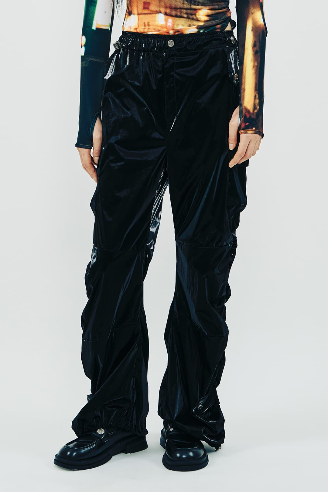 Side Shirring Panel Pants (Black) — vue 1
