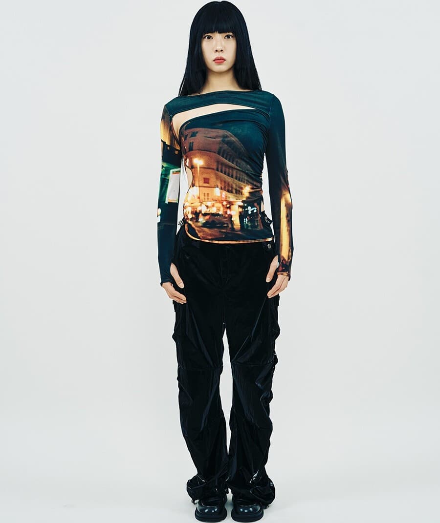 Hole Shirring T-Shirt (Paris) — vue 4
