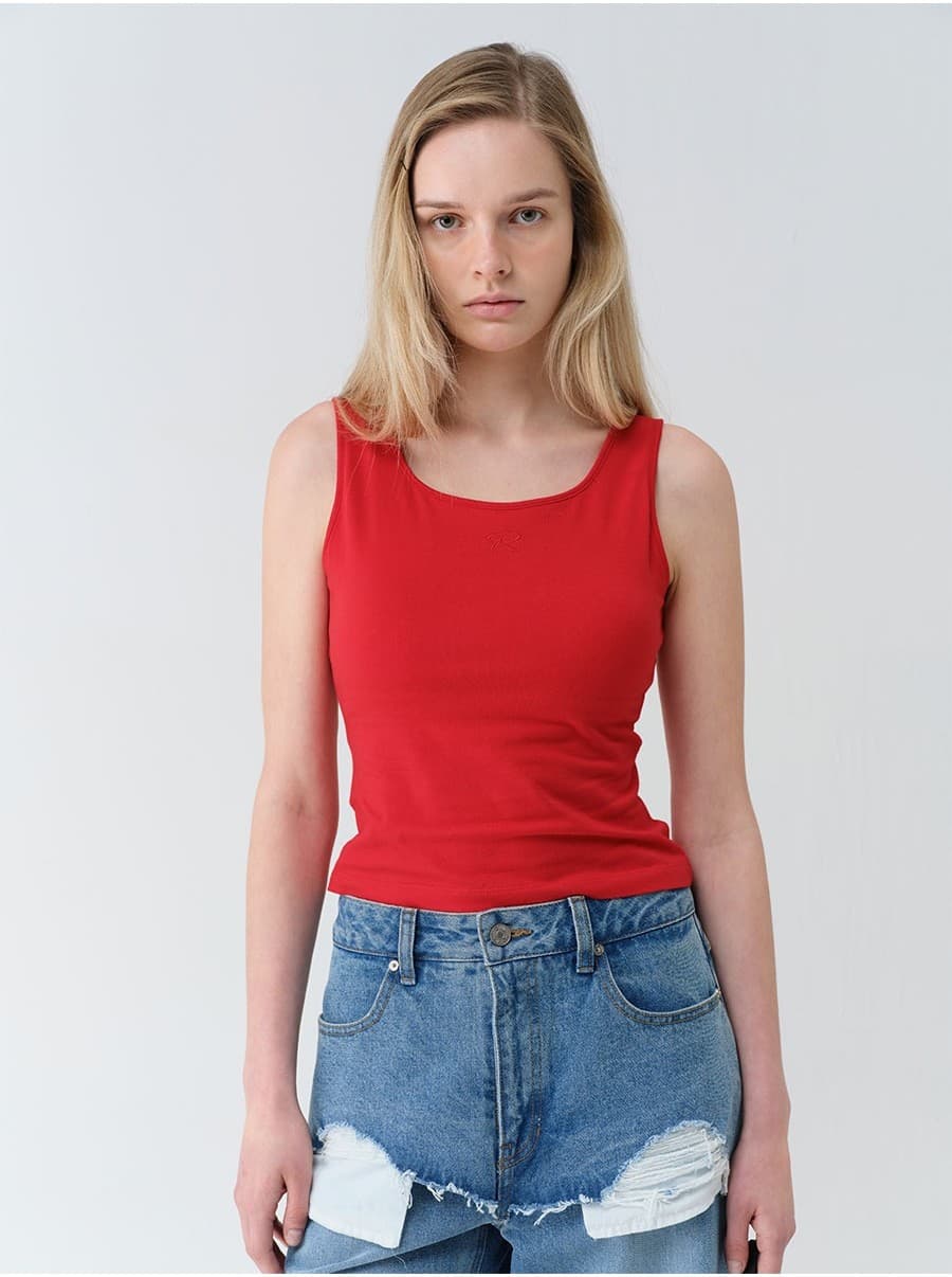 Back Slit Sleeveless Top — vue 7