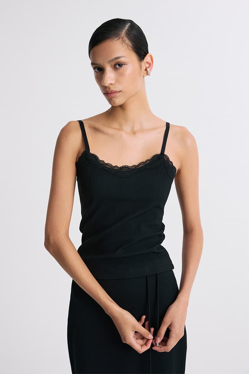 Ribbed Knit Tank Top — vue 3