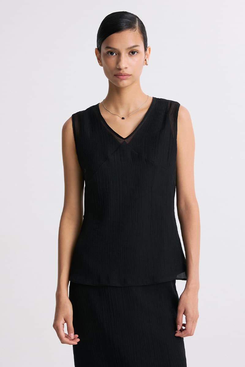 Layered Detail Sheer Sleeveless Top Black — vue 3