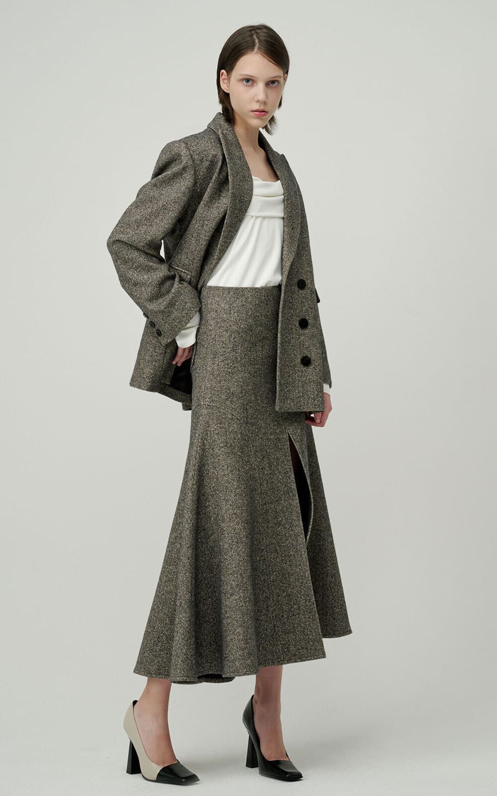 Aveline Skirt (Dark Grey) — vue 4