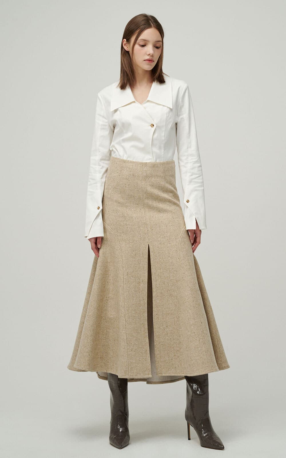 Aveline Skirt (Oatmeal) — vue 3