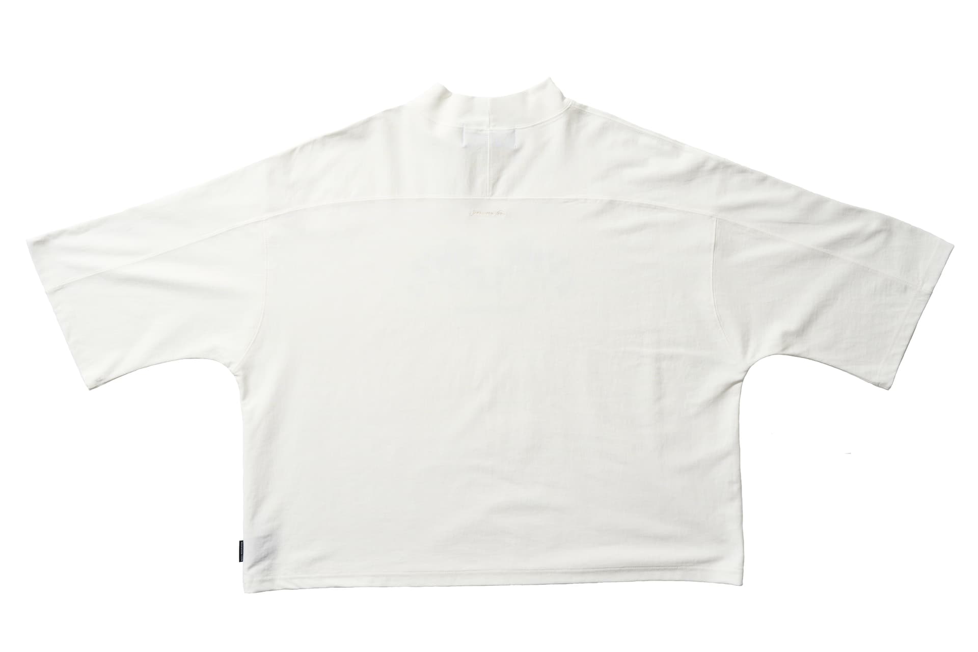 Flower Embroidered T-shirt (Off-White) — vue 3