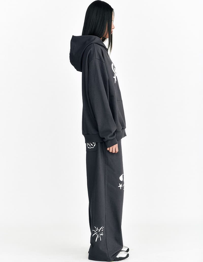 Symbol Embossed Sweat Pants Charcoal — vue 5