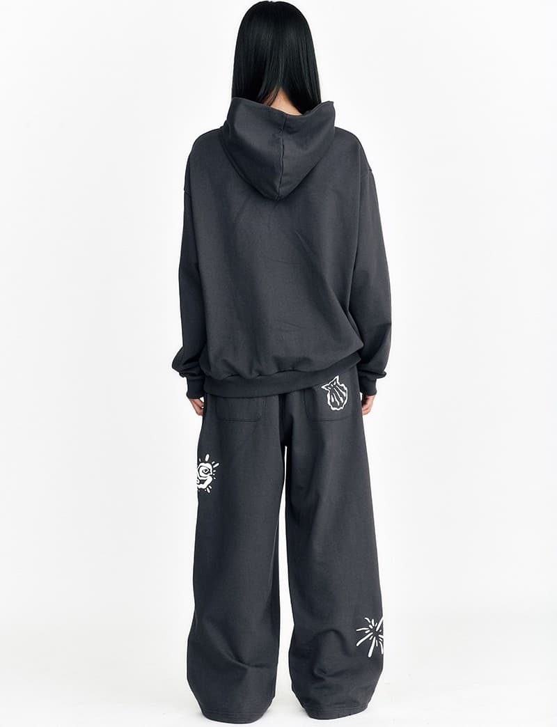 Symbol Embossed Sweat Pants Charcoal — vue 6