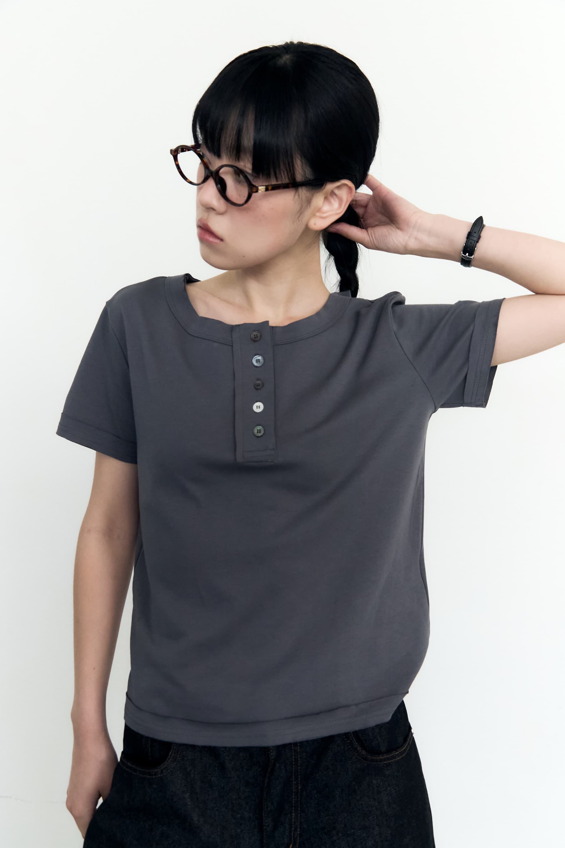 5 Button Henry Neck (Charcoal)