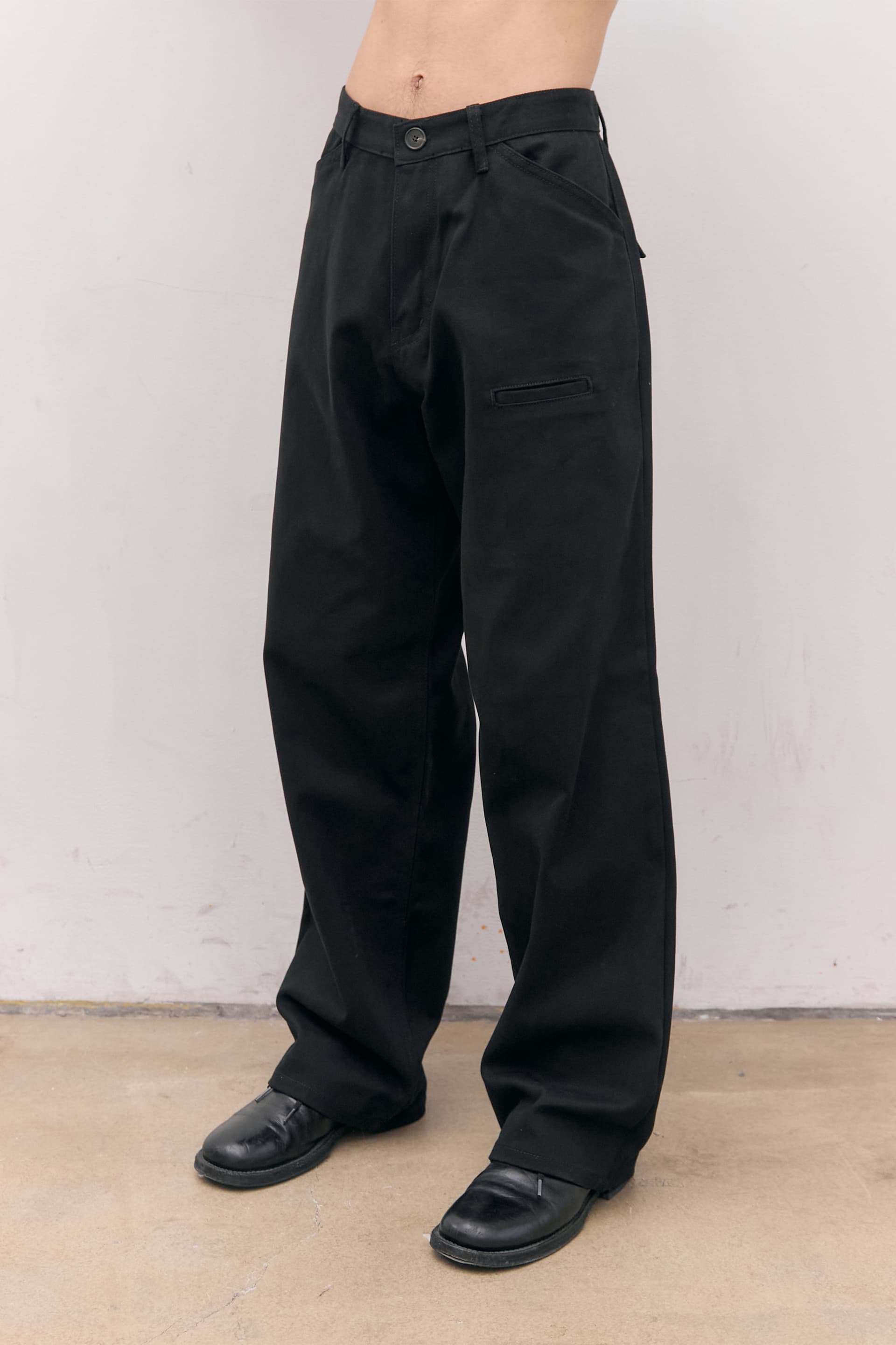 Classic Chino Pants (Black)