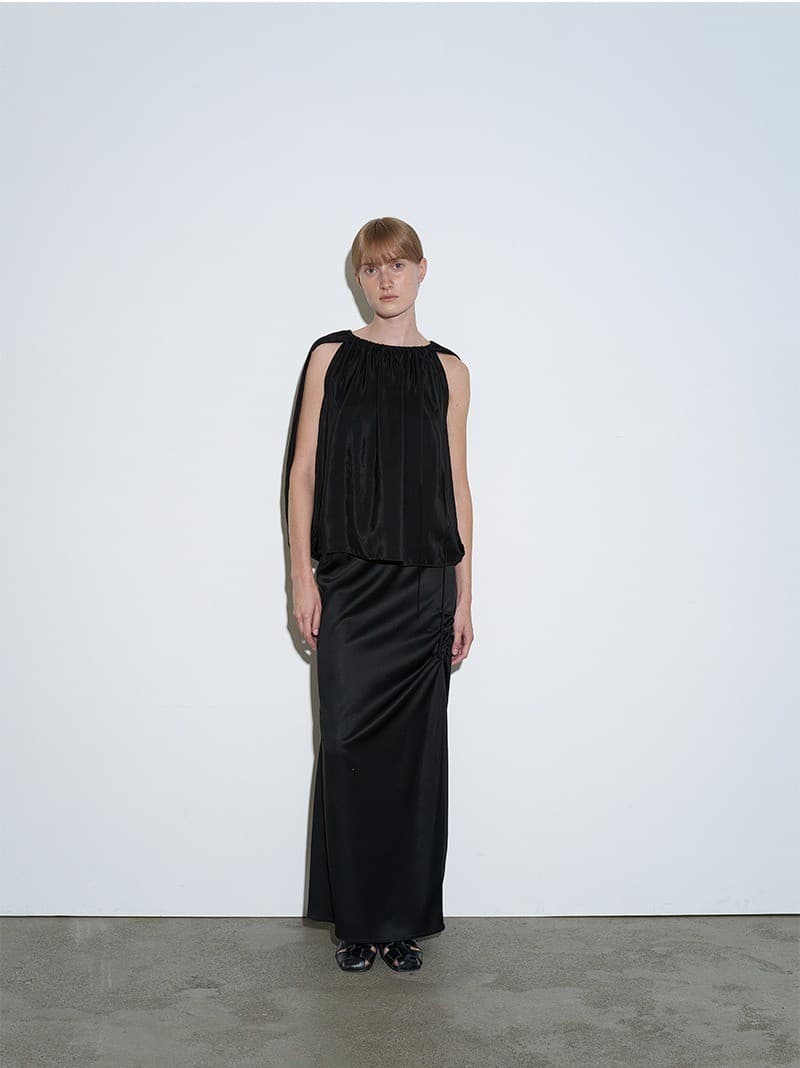 Drape Skirt (Black) — vue 3