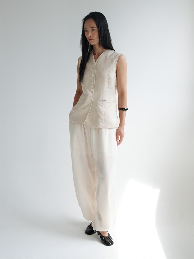 Tailored Vest (Light Beige) — vue 9