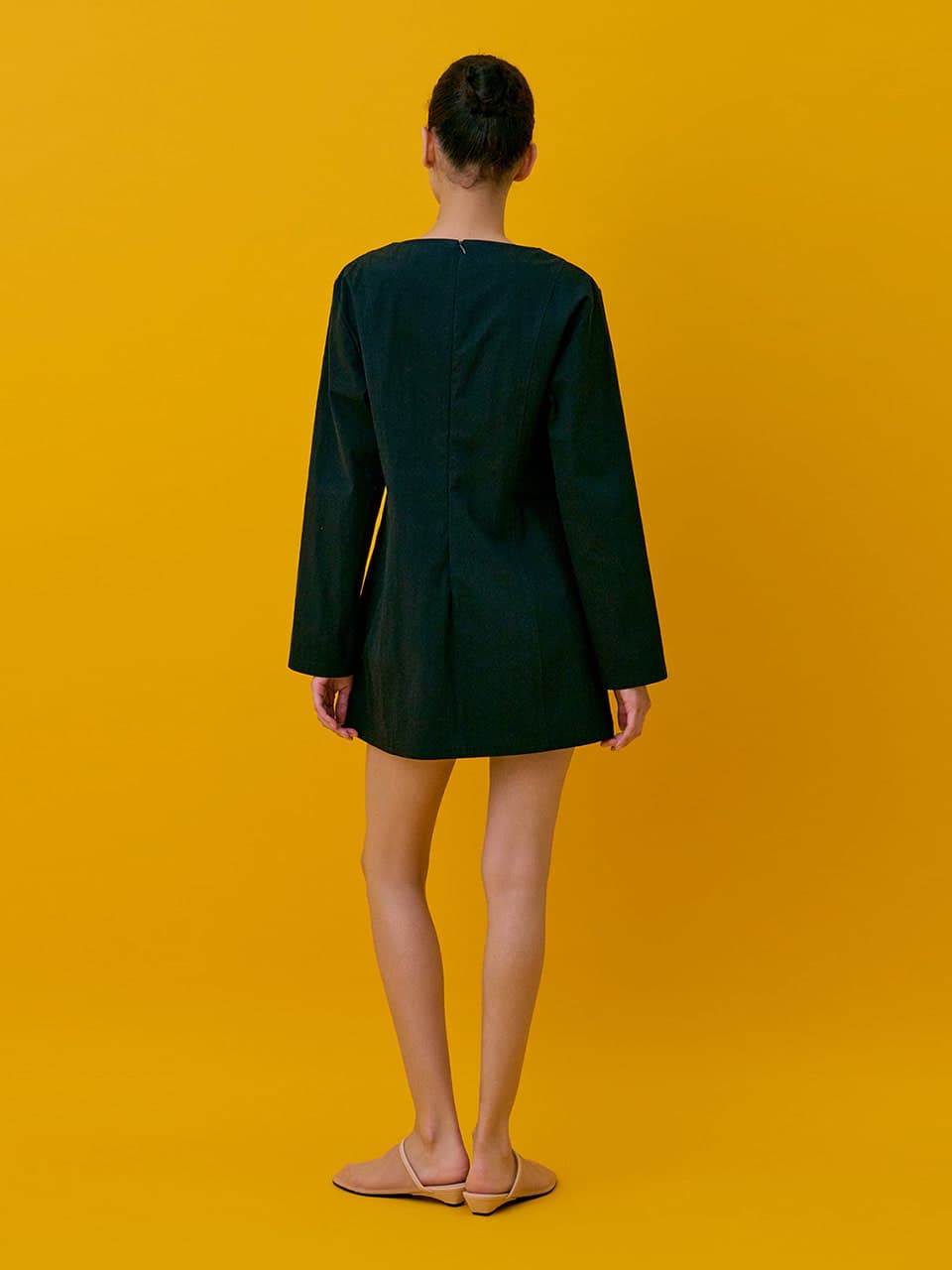 V-neck Mini Dress — Black — vue 3