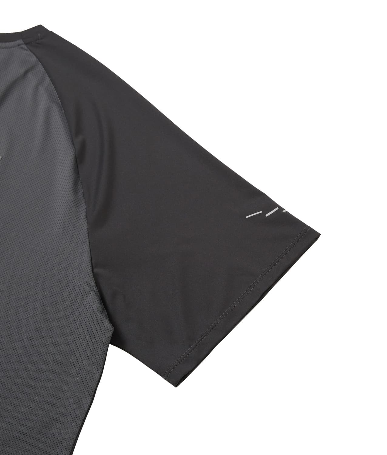 EP.9 03 T-Shirt — Charcoal — vue 10