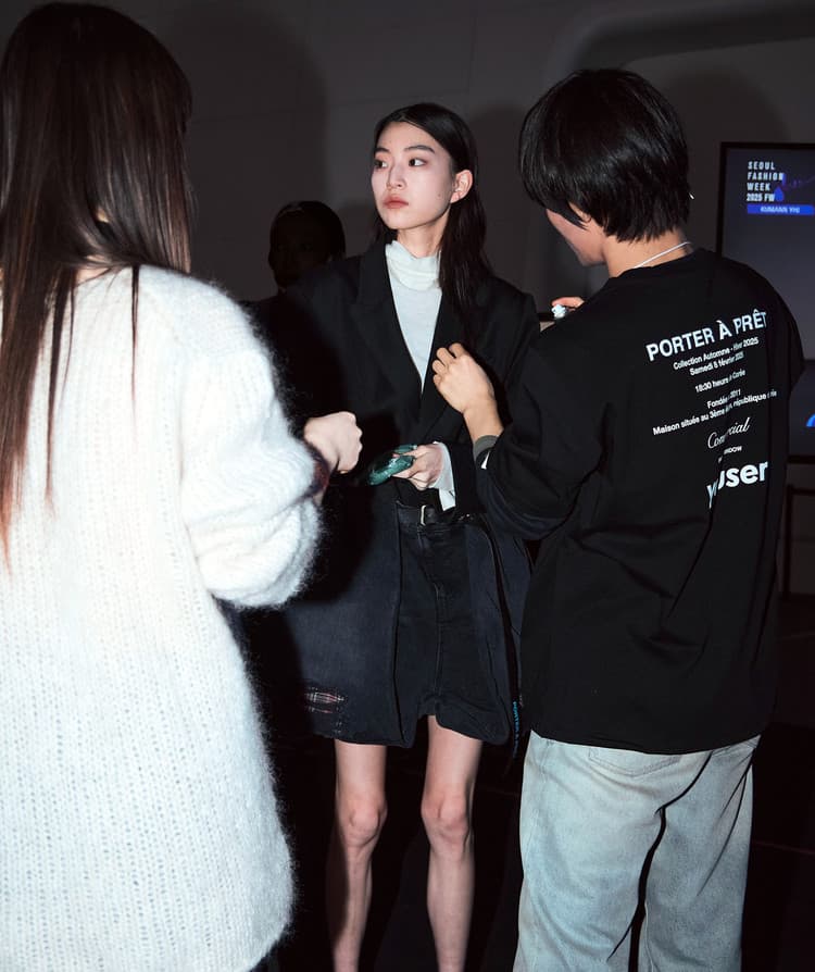 Backstage T-Shirt — vue 3