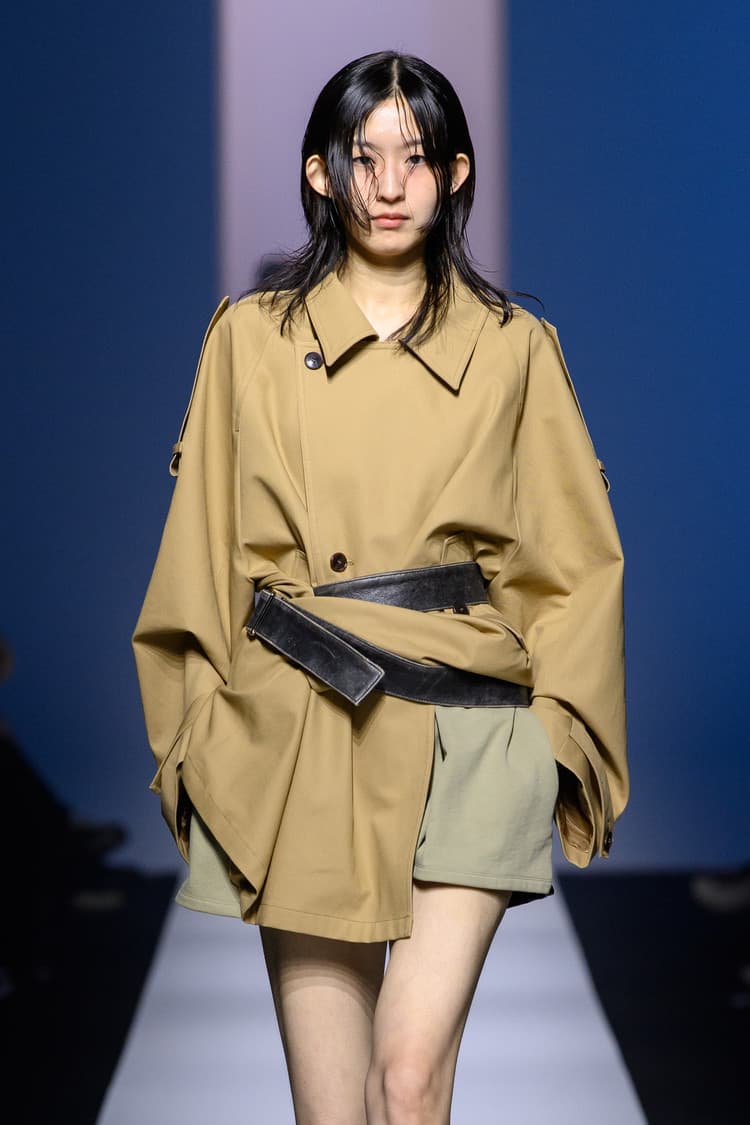 Belt-Point Trench Coat — vue 5