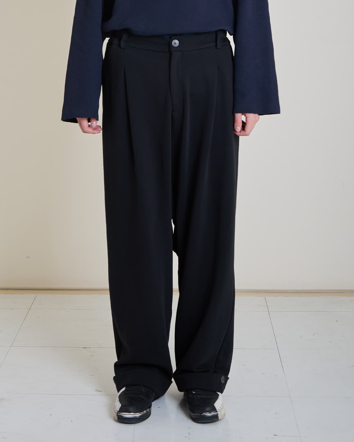 eco-Wide Baggie Trousers (black)