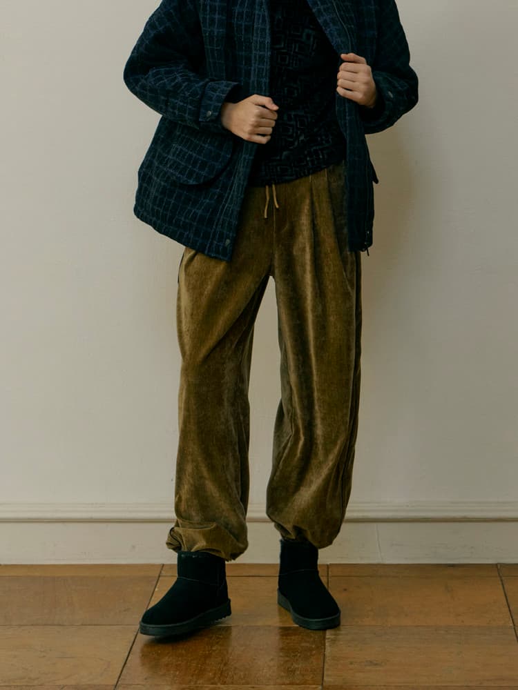 Velvet Wide Pants (Olive Green) — vue 4