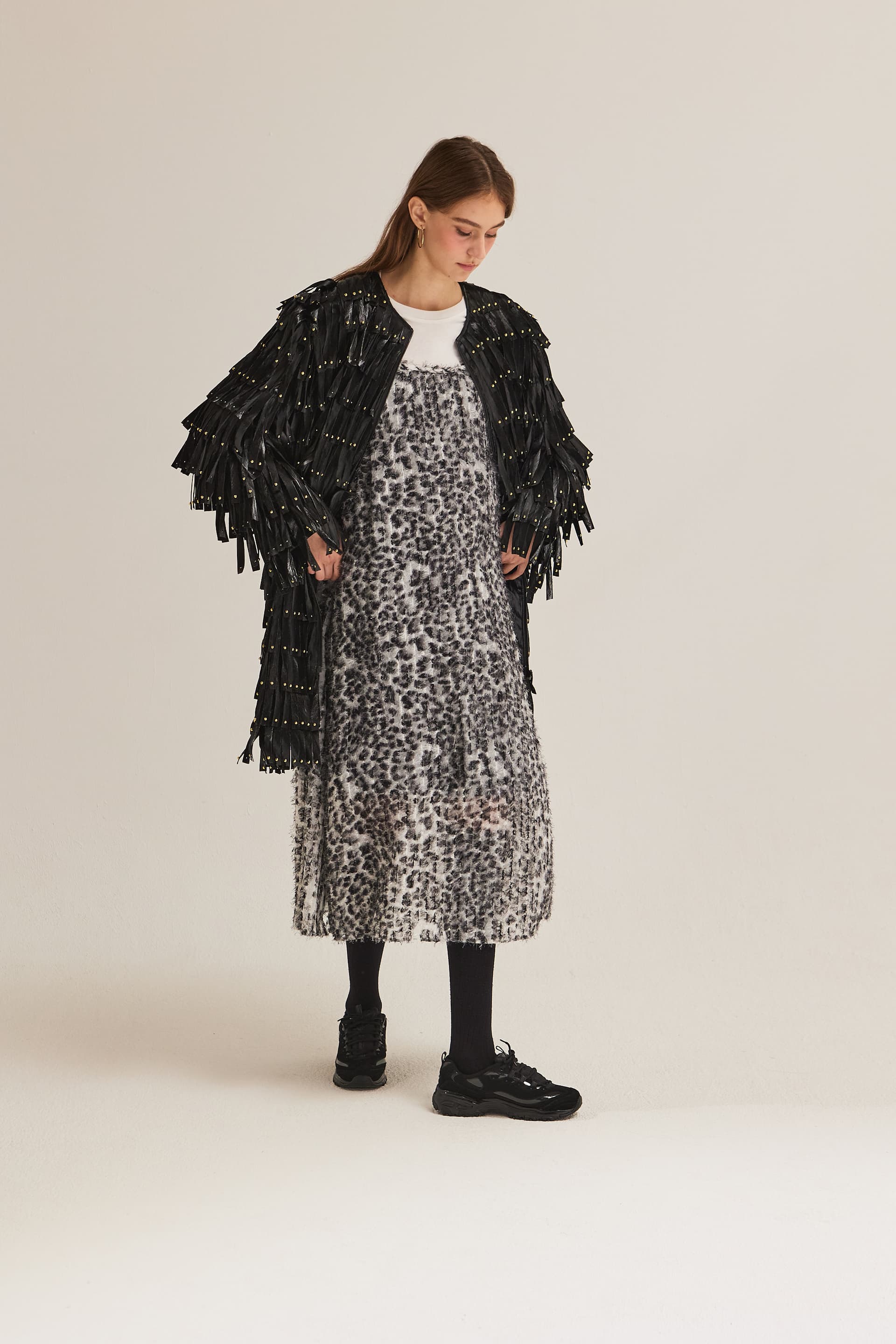 Black Stud-Tasseled Coat — vue 8