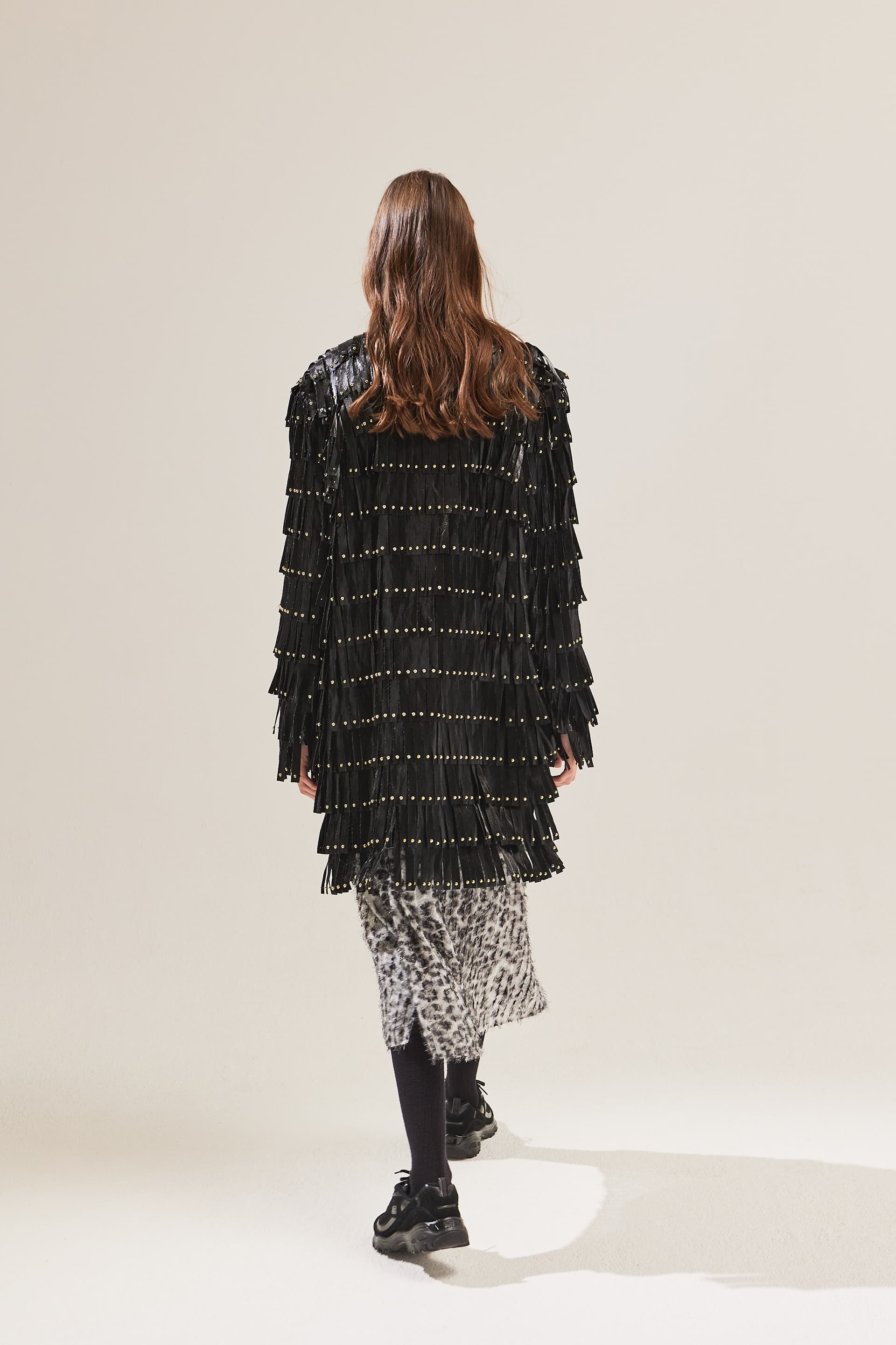 Black Stud-Tasseled Coat — vue 9