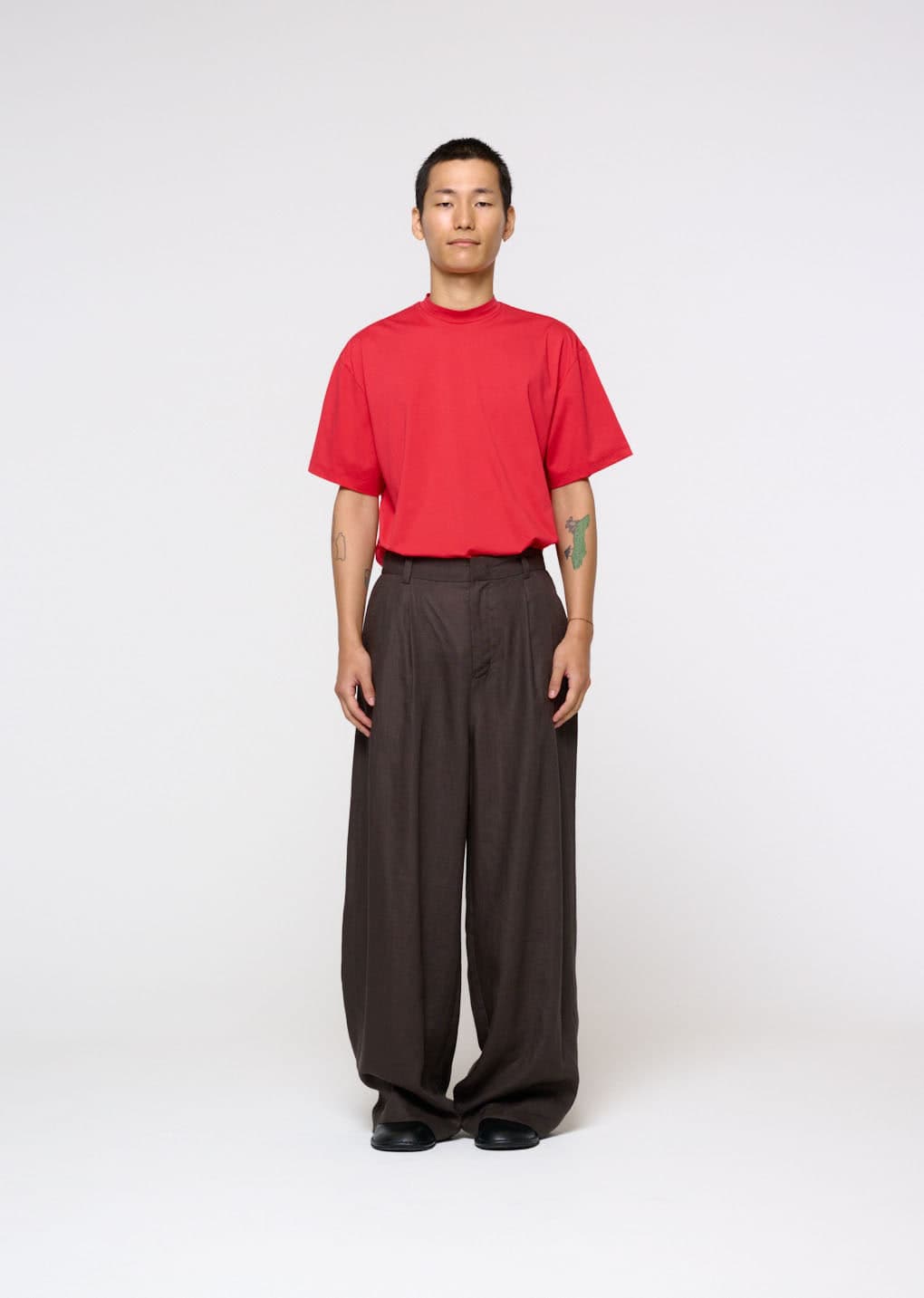 Linen Two Tuck Wide Pants, Khaki Grey — vue 2