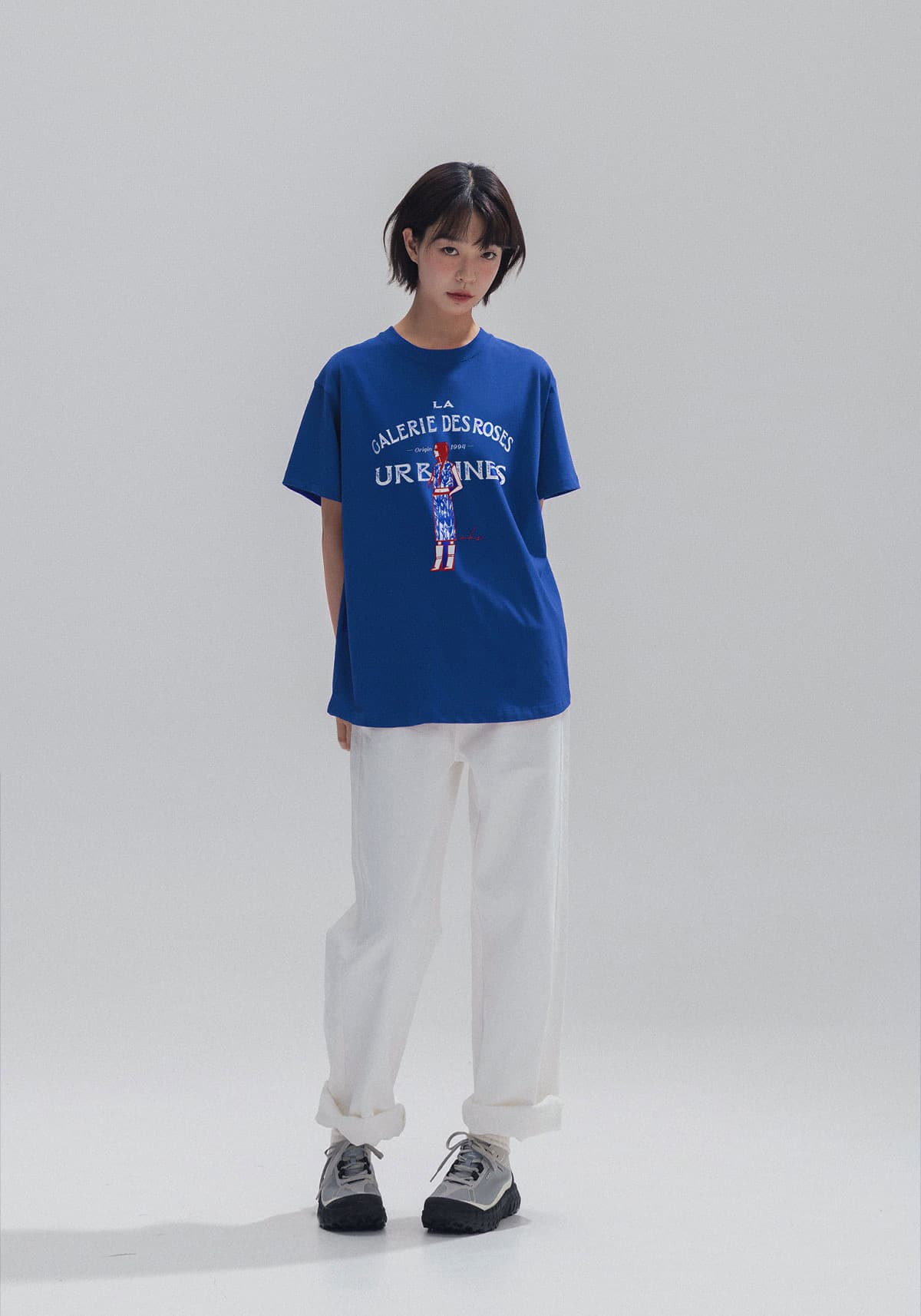 French Muse Artwork Tee (Blue) — vue 16