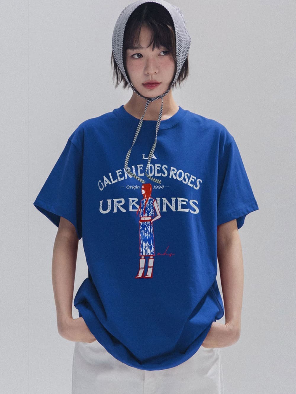 French Muse Artwork Tee (Blue) — vue 1