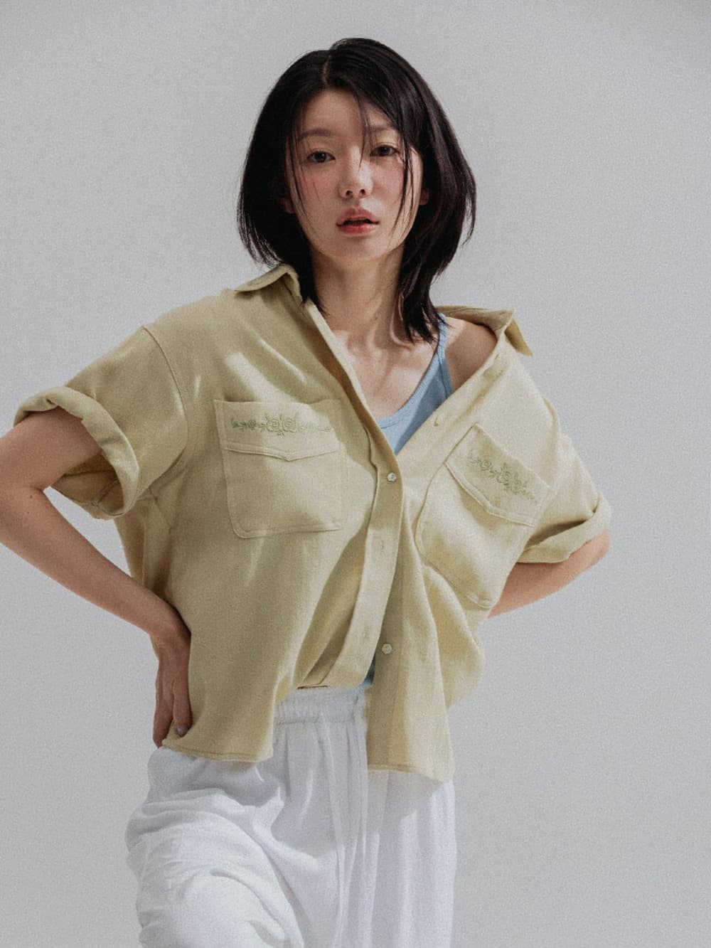 Soft Embroidery Cotton Shirt (Olive) — vue 6