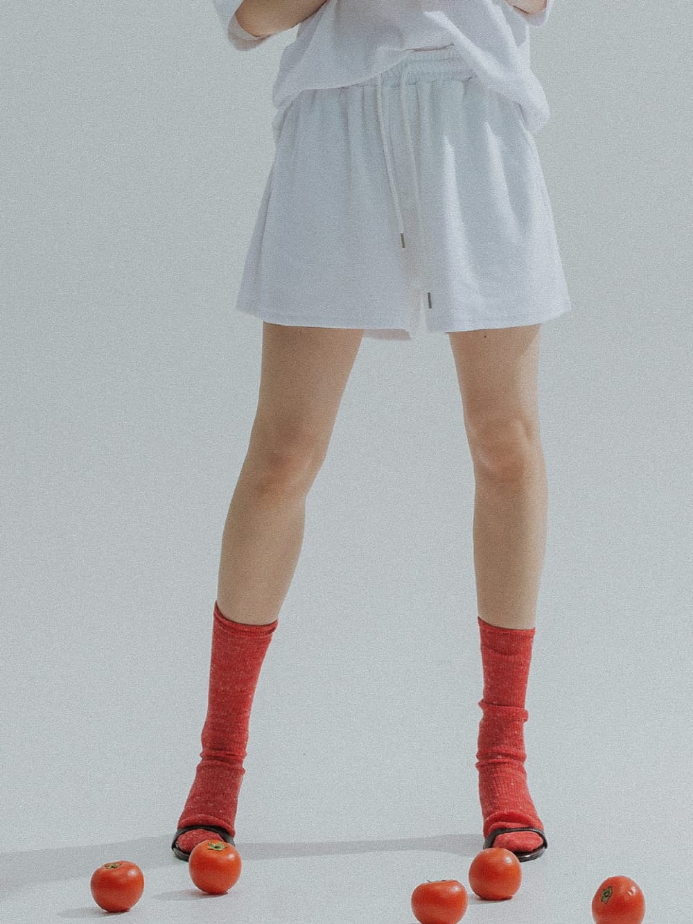 Relaxed Terry Shorts (White) — vue 3
