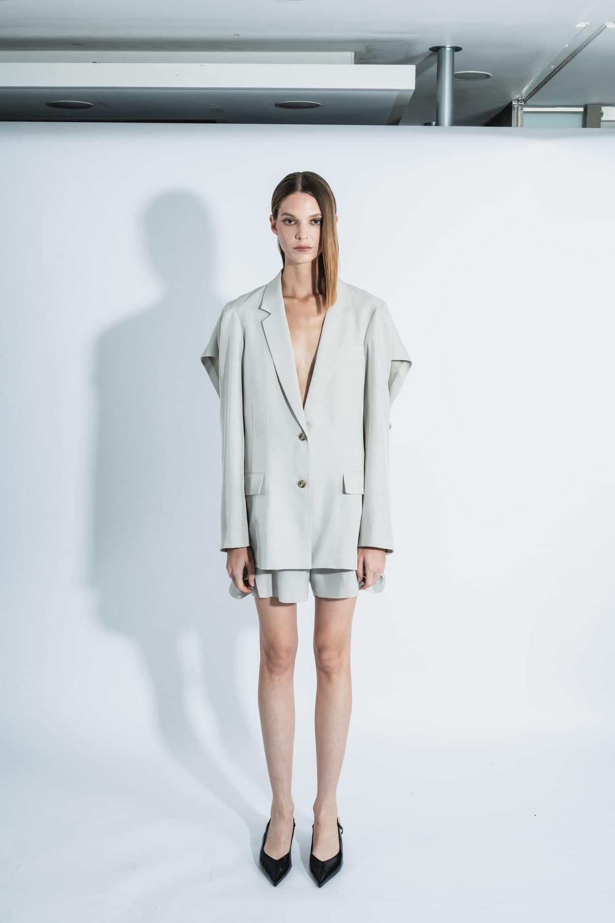 Side Open Cape Blazer (Light Gray) — vue 5