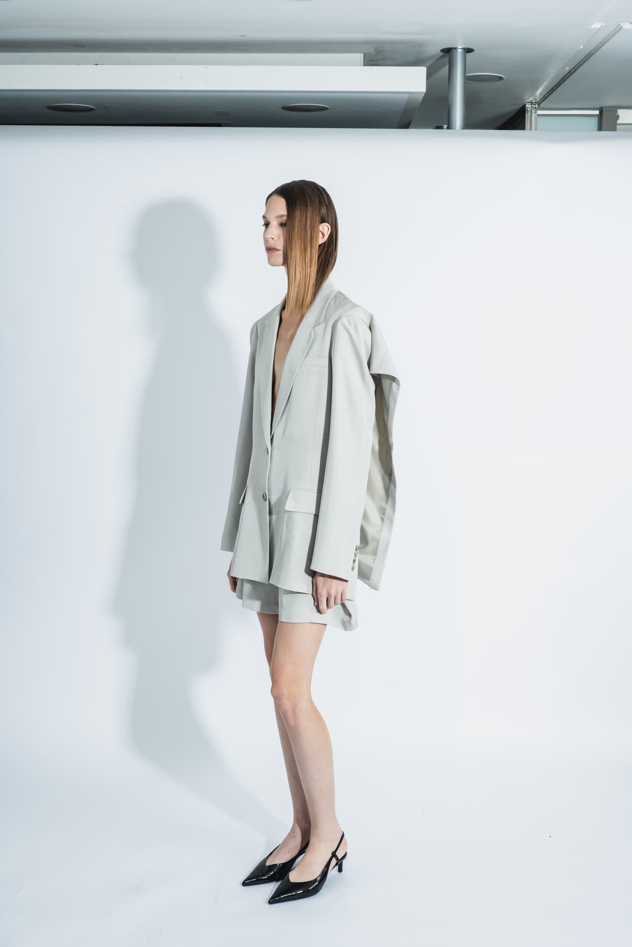 Side Open Cape Blazer (Light Gray) — vue 8