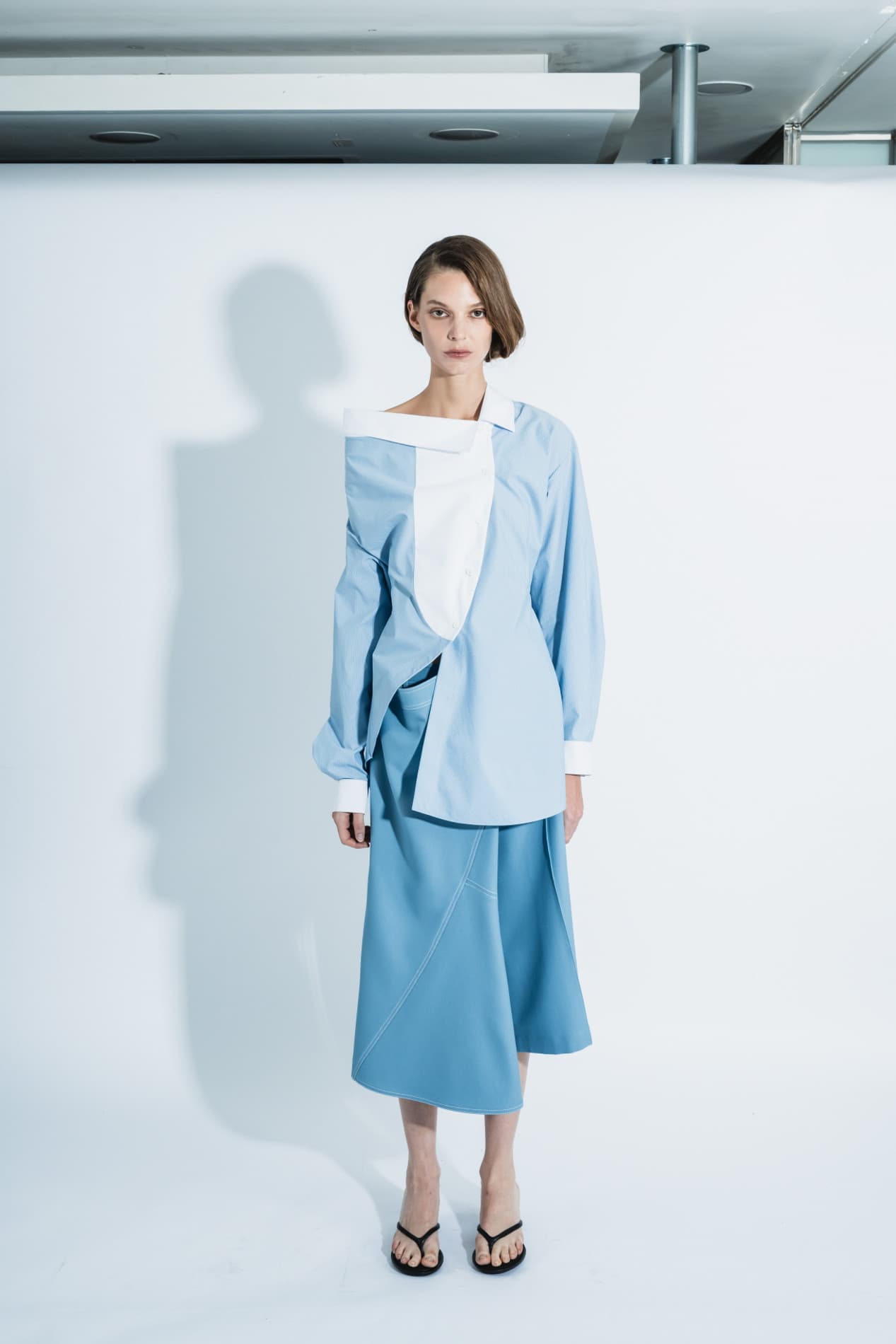Wavy Decon Shirt Dress — vue 3