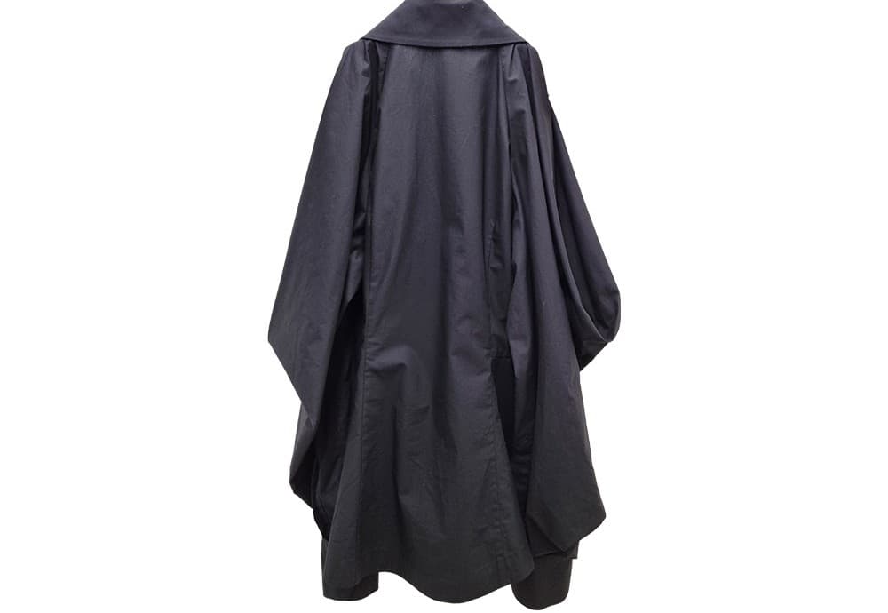 Open-Shoulder Black Blouse — vue 9