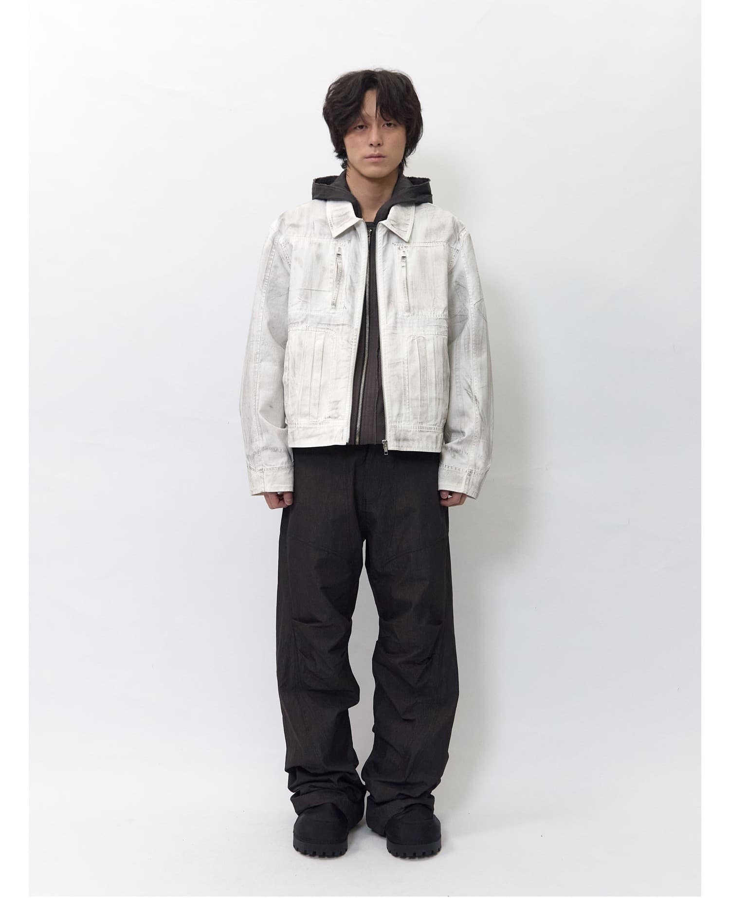 Knee Darted Nylon Pants — vue 2