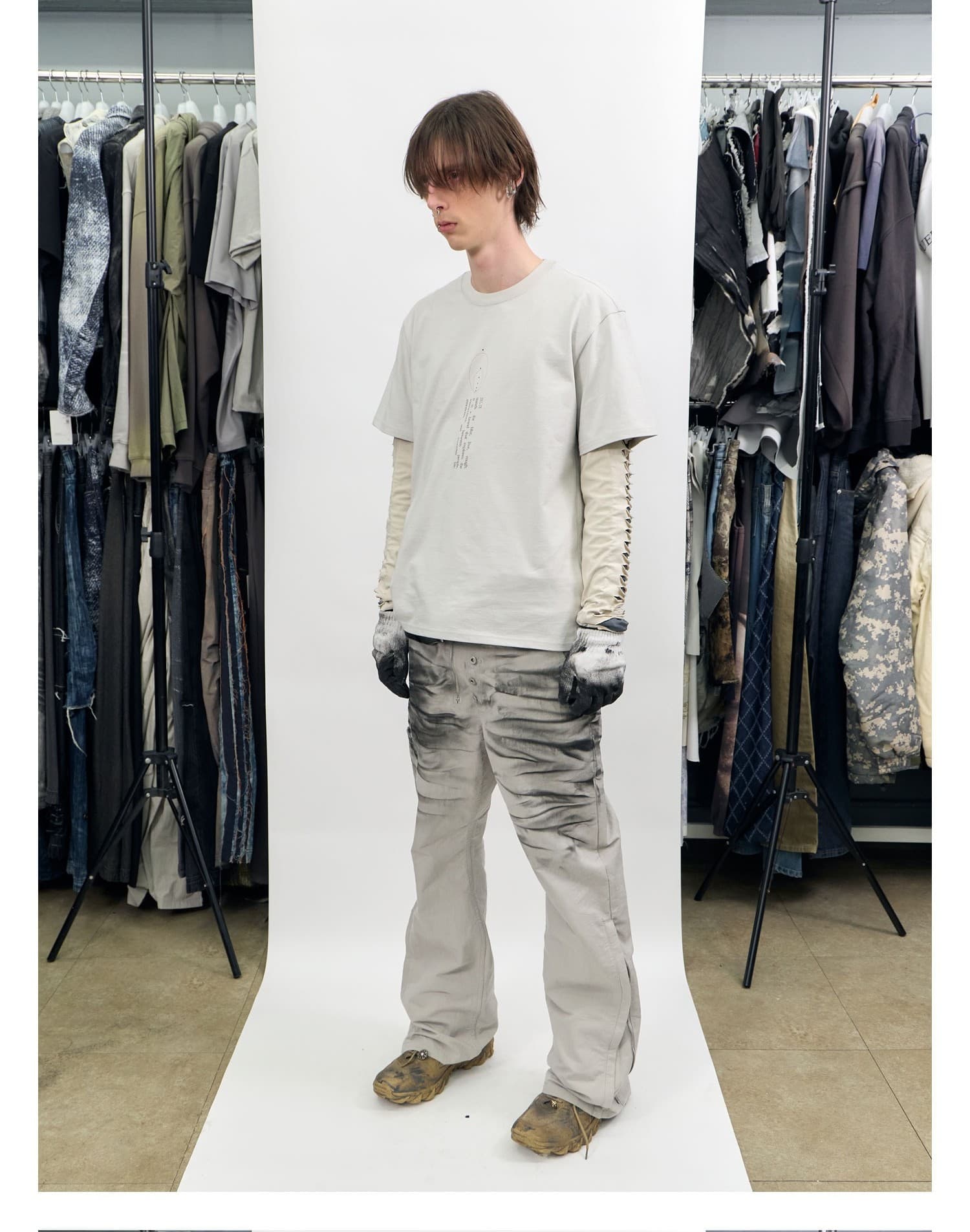 Spray Washed Semi-Flare Pants Beige — vue 3
