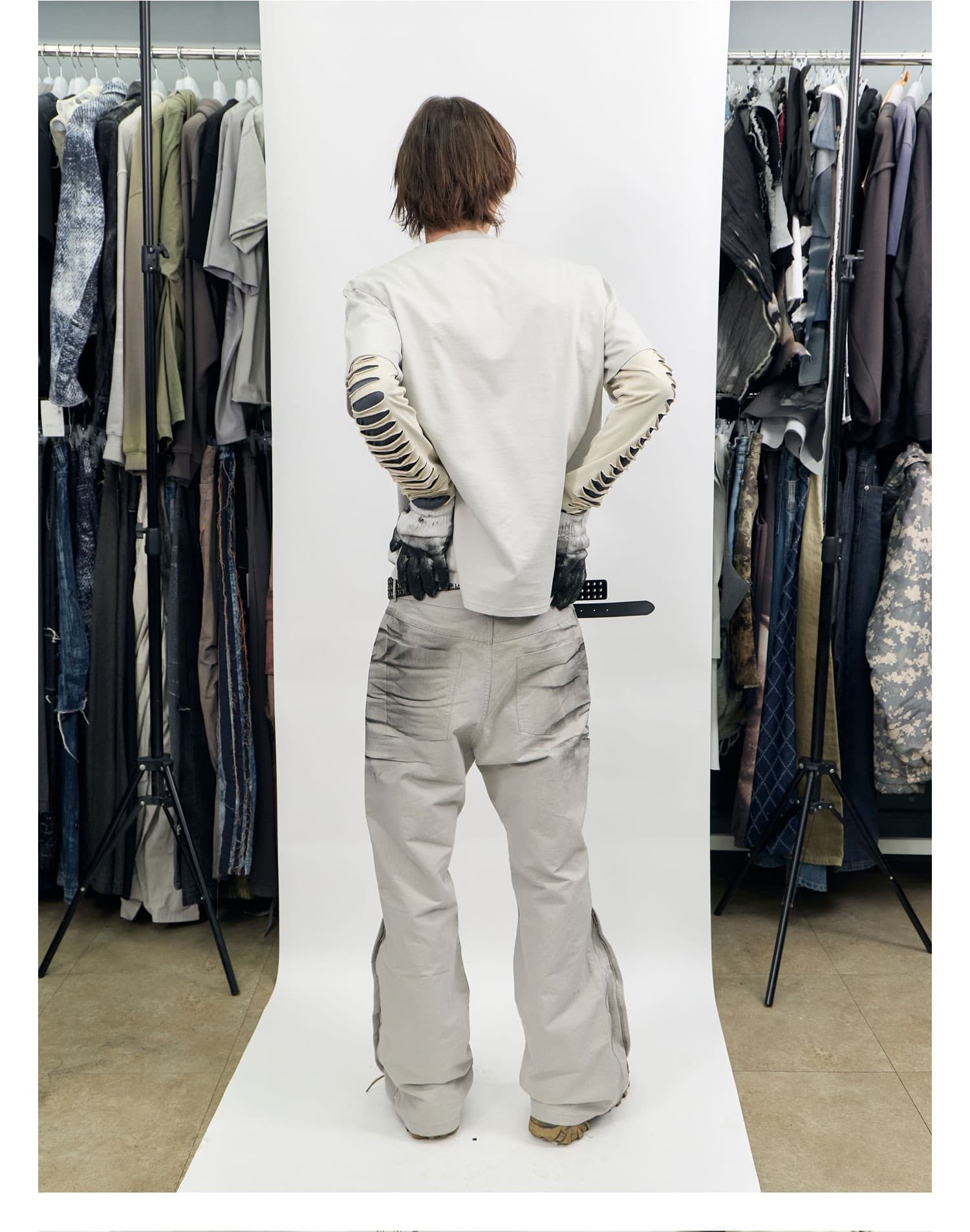Spray Washed Semi-Flare Pants Beige — vue 5