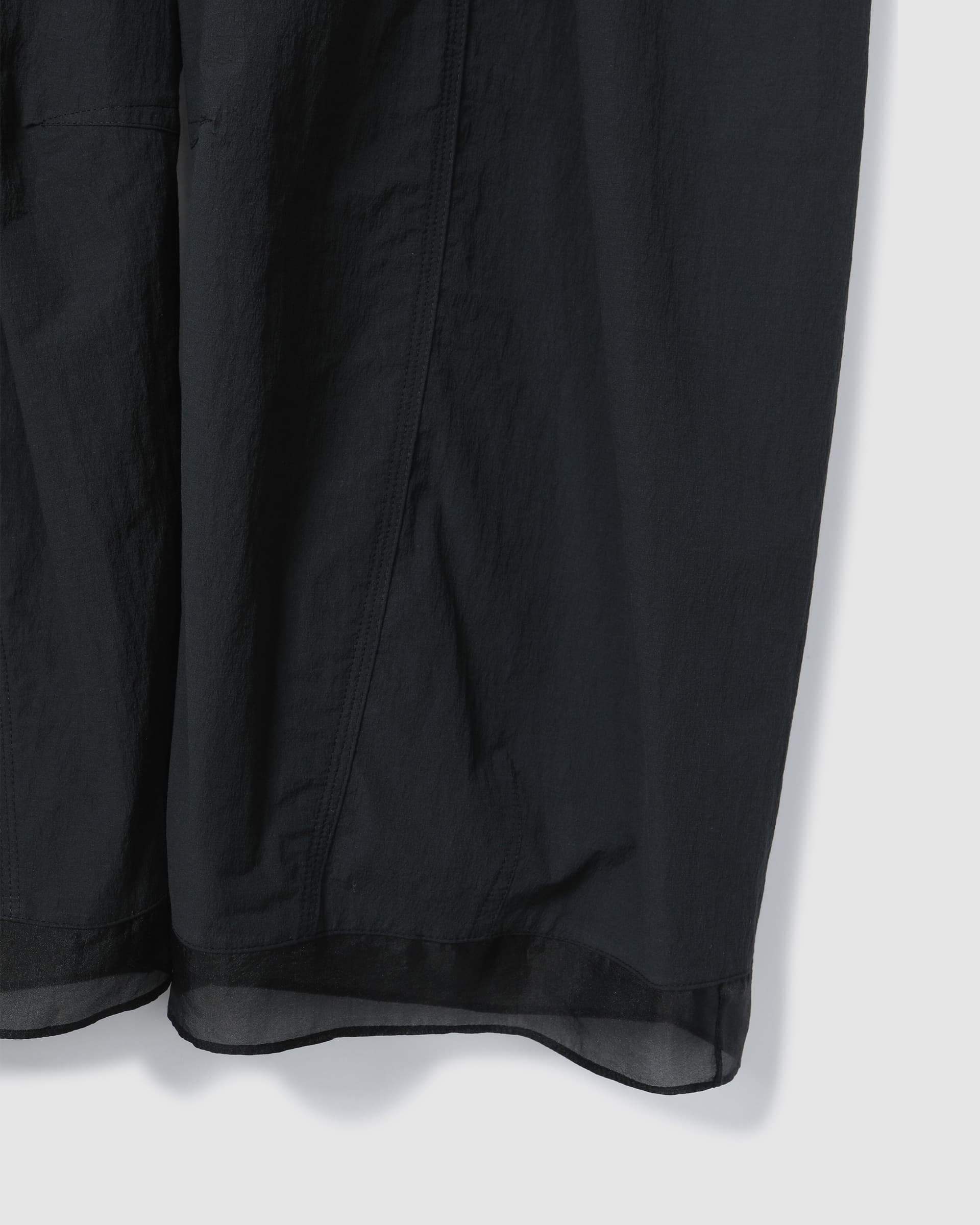 Eyelet Point Tuck Pants Dark Grey — vue 4