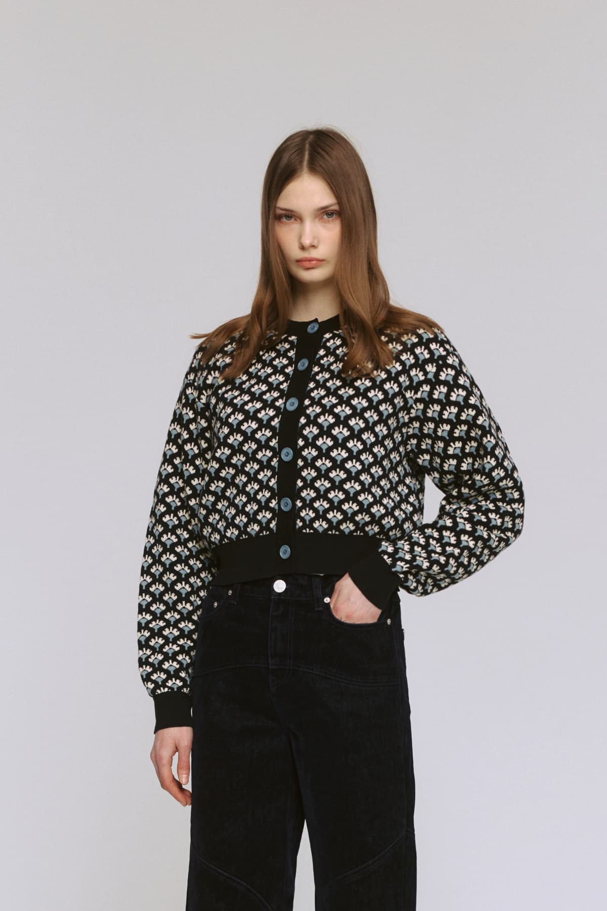 Jacquard Round Cardigan (BK) — vue 13