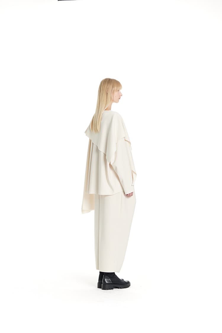 GDeL Less Line Cape Wide Top (Cream) — vue 7