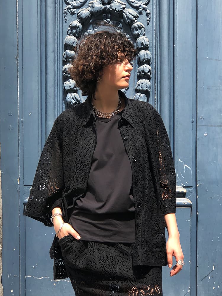 GDeL Square Pattern Lace Shirt (Black) — vue 6