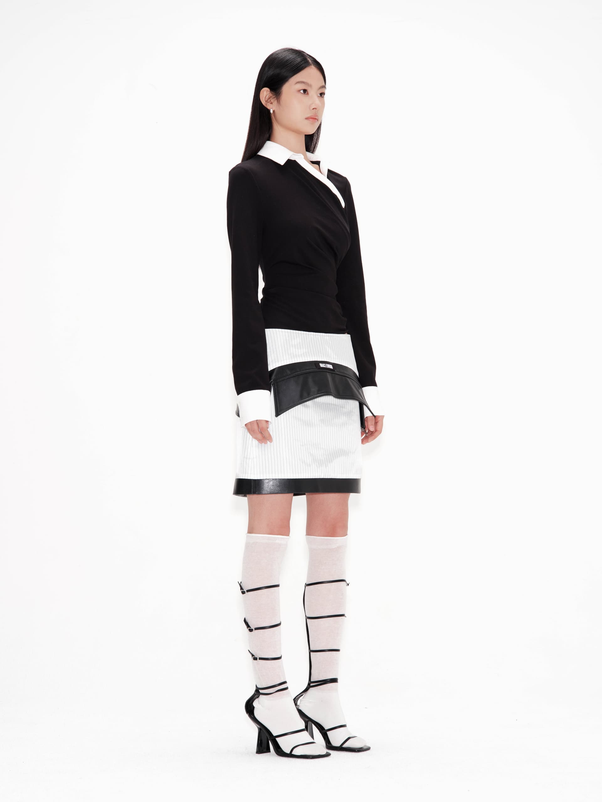 Twisted Collar Draped Jersey — vue 2